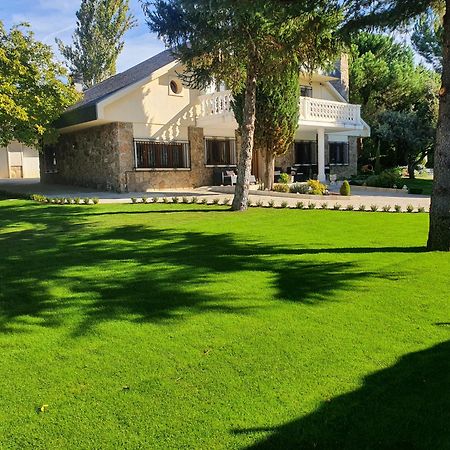 Villa Monika Alpedrete Exterior foto